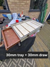 Brilo draw and single tray. ea