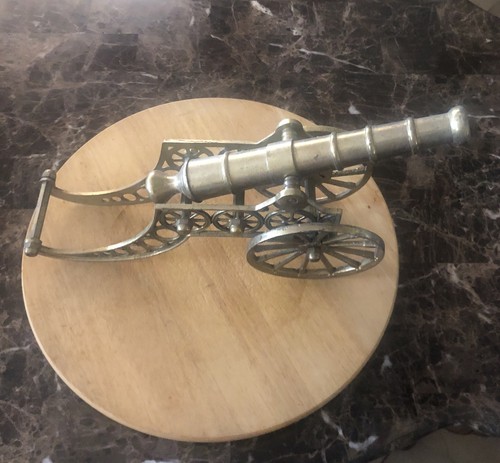 Vtg solid brass - vtg,solid,