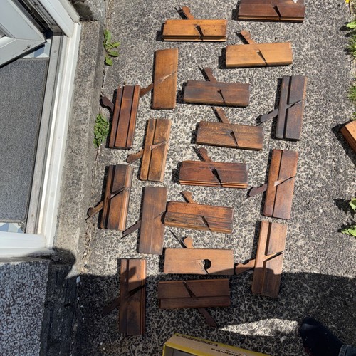 Antique wooden moulding - antique,