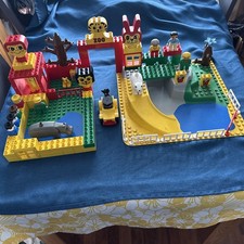This Duplo Set Is A Made Up Zoo . Using All Original Vintage Pieces Plus Extras