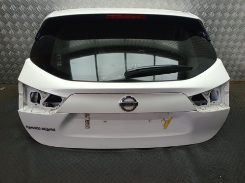 Nissan qashqai tailgate - nissan,