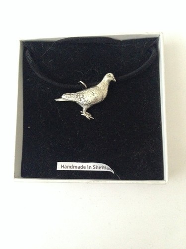 Pigeon b04 pewter pendant - pigeon,