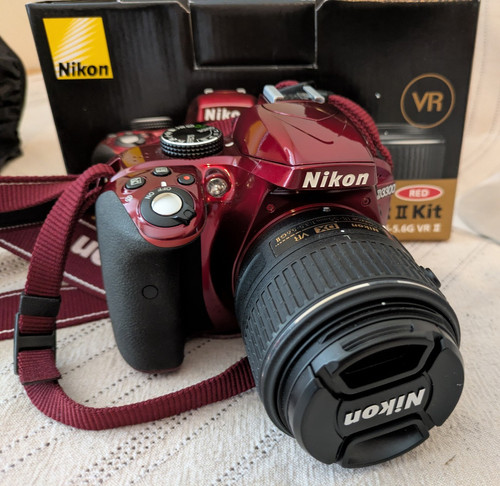 Red nikon d3300 digital slr - d3300,