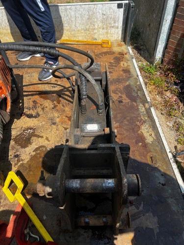 Digger hydraulic breaker - hydraulic,