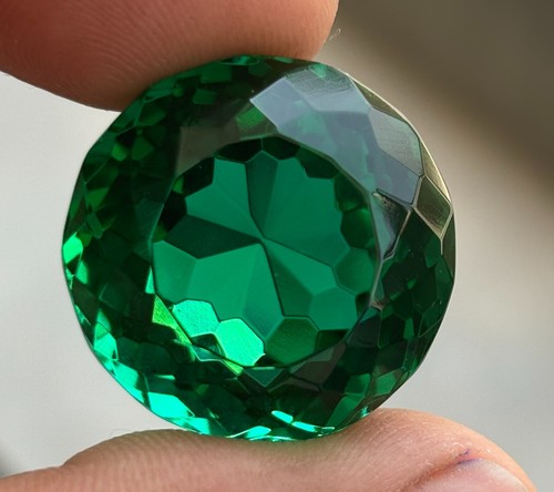 Cts natural green emerald - cts,