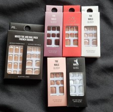 BNWT PRIMARK FALSE TOE NAILS -