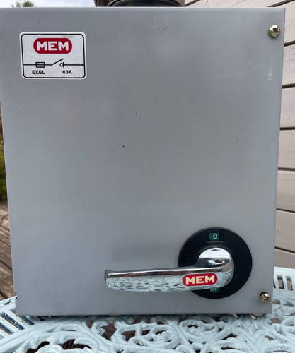 Mem exel 63a - phase, switch