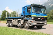 Truck Photo Mercedes-Benz
