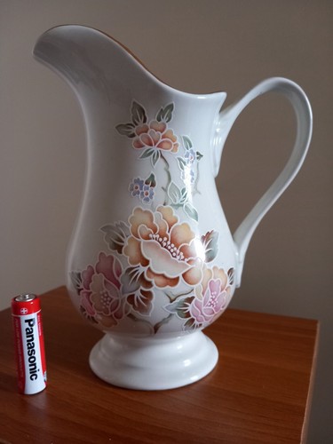 Large chinese rose jug made - chinese,