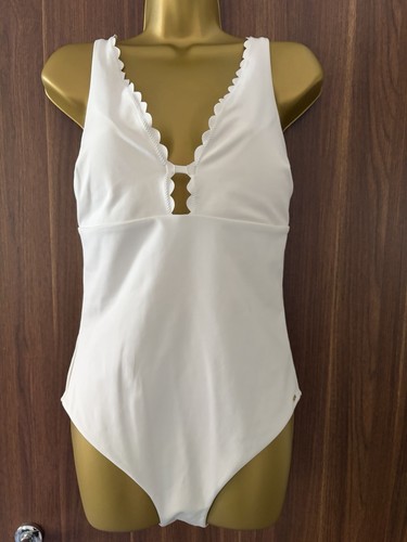 White swimsuit swimming - f&f,