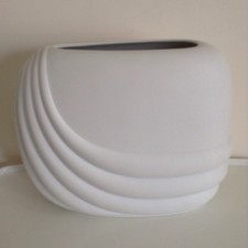 Vtg Scarce Uta Feyl White