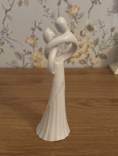 Enesco circle love by kim - circle,