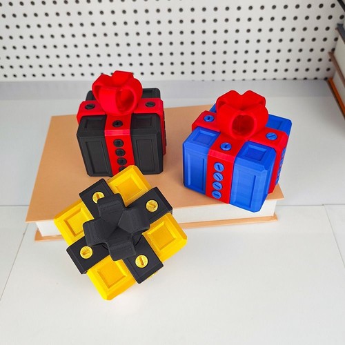 Novelty annoying gift box - annoying,