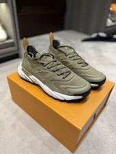 Louis Vuitton Tactic Runners Khaki Size 8.5