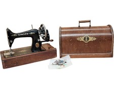 Vintage Singer Sewing Machine 1917 Serial F8037272 Mechanical Hand Crank