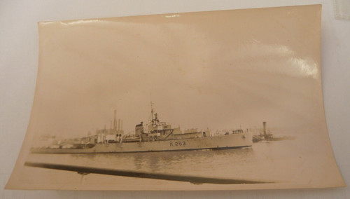 Hms helmsdale photo - helmsdale, b/w