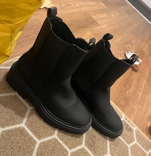 Primark black boots size - primark,