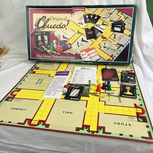 Original cluedo board game - board,