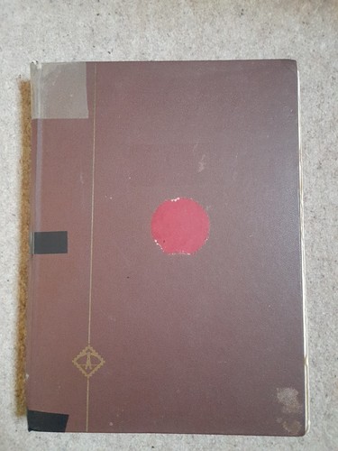 Stamp album with pages of - 32,