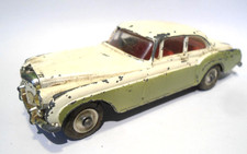 Vintage 1960s Corgi 1:43 #224 Bentley Continental Sports Saloon