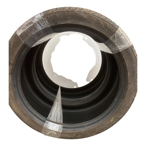 235 92y pair - 235/40/18, tyres