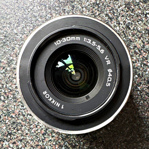 Nikon nikkor 30mm - 1,