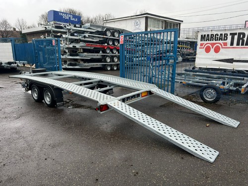 Car transporter trailer twin - car,