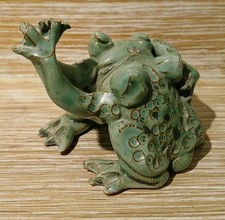 Vintage ARK Studio Pottery Pair Dancing Frogs / Toads 7cm High (B.26)