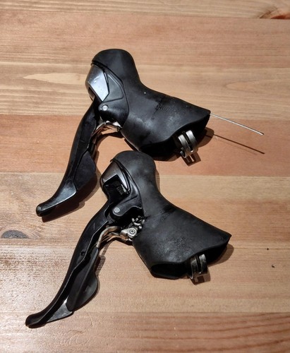 Shimano 105 5700 levers - 105, st-5700