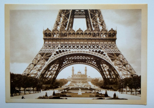 The eiffel tower paris - ,