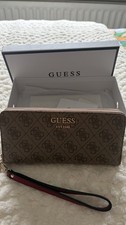 GUESS Women’s Wallet
