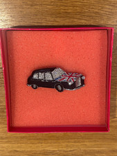 Boxed BUTLER & WILSON Union Jack London/Black Taxi Cab Brooch - boxed