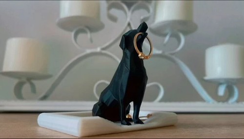 Dog ring holder - dog,