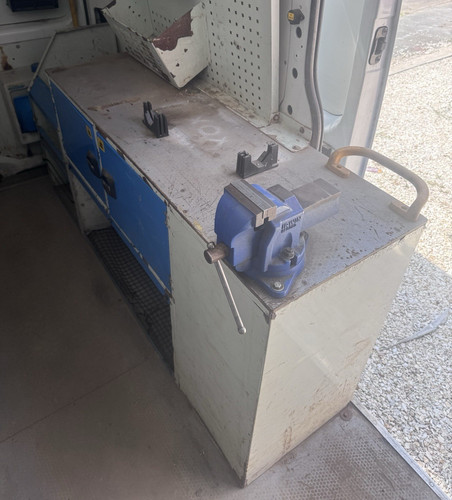 Mobile metal van racking work - mobile,