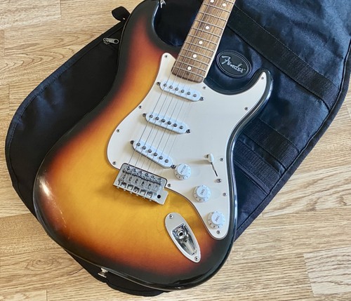 2002 fender stratocaster - 2002,