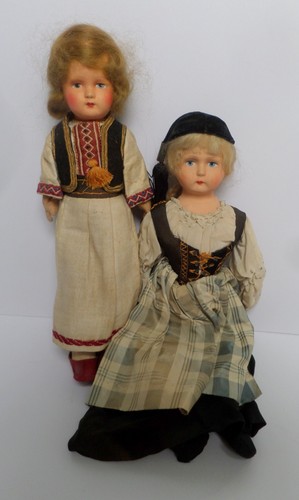 Two old costume - costume, dolls