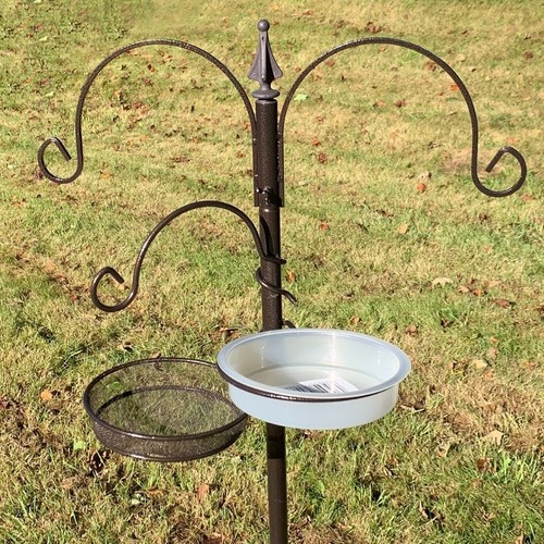 Metal bird feeding station - bird,
