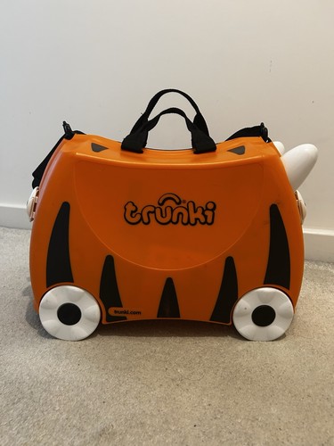 Trunki kids suitcase luggage - trunki,