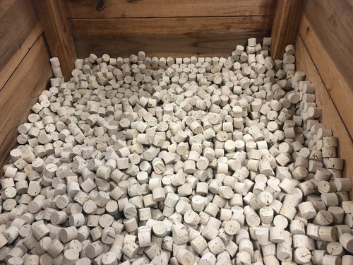 Straight corks for - for, ale