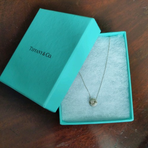 Genuine return tiffany - tiffany, &