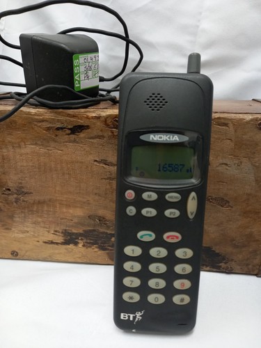 Nokia 100 vintage mobile - nokia,