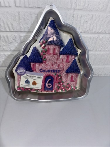 Enchanted castle cake pan - castle,