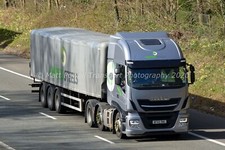 Truck Photo 12x8 - Iveco