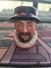 Royal Doulton Character 3.25 In BEEFEATER Toby Jug Shot Glass
