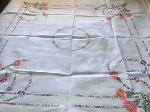 Vintage square embroidered - square,