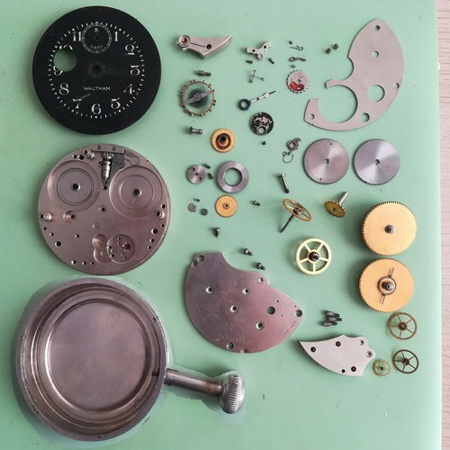 Waltham days clock watch - days,