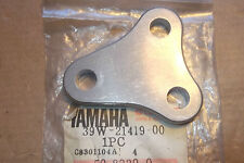 YAMAHA YZ125 1983>1985 GENUINE LOWER FRONT ENGINE MOUNT BRACKET - # 39W-21419-00