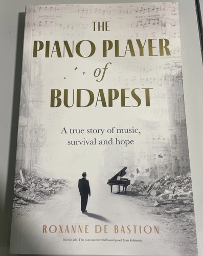 The piano player - of, budapest