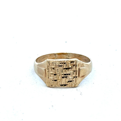 9ct yellow gold signet - , ring