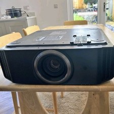 JVC DLA-X500RBE 4K UHD